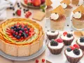 Torta di frutta colorata e mini tartellette con frutti di bosco: perfetti dolci veloci senza uova e senza cottura per ogni occasione.