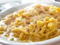 Passatelli in brodo, un classico della cucina romagnola. Questa ricetta è un comfort food perfetto.